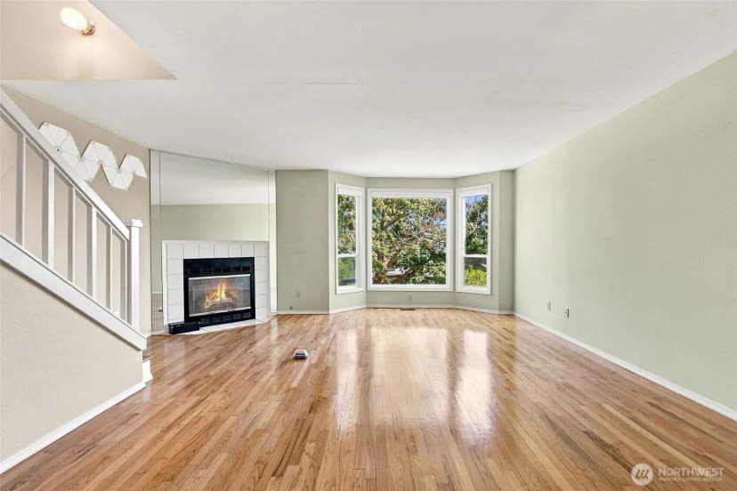 Property photo for 3812 25th Avenue W #4b, Seattle photo 6