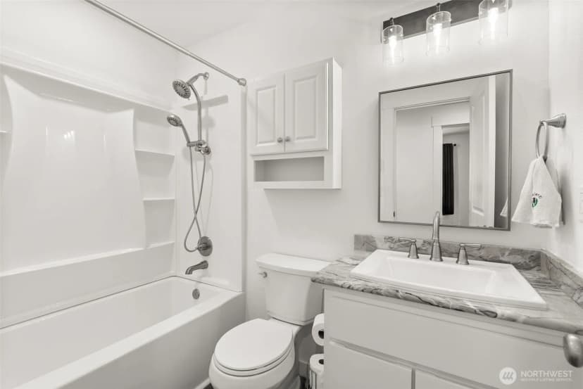 Property photo for 311 Pine Street, Toledo photo 26