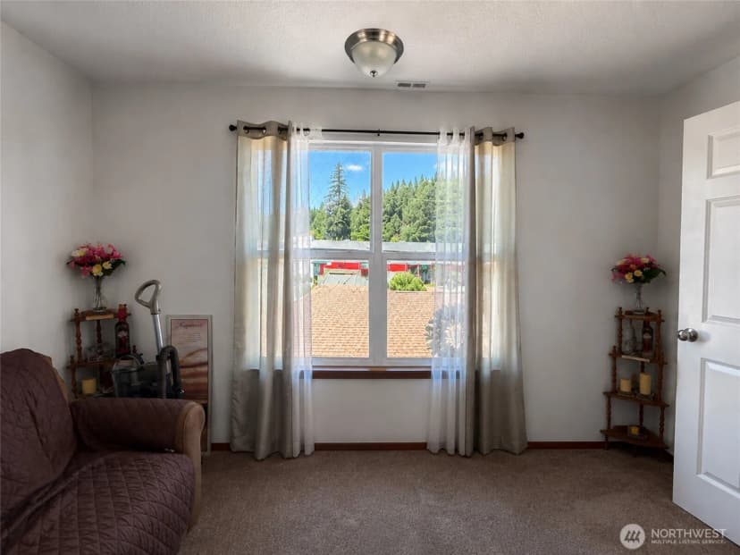 Property photo for 1249 Jones Street, Shelton photo 21
