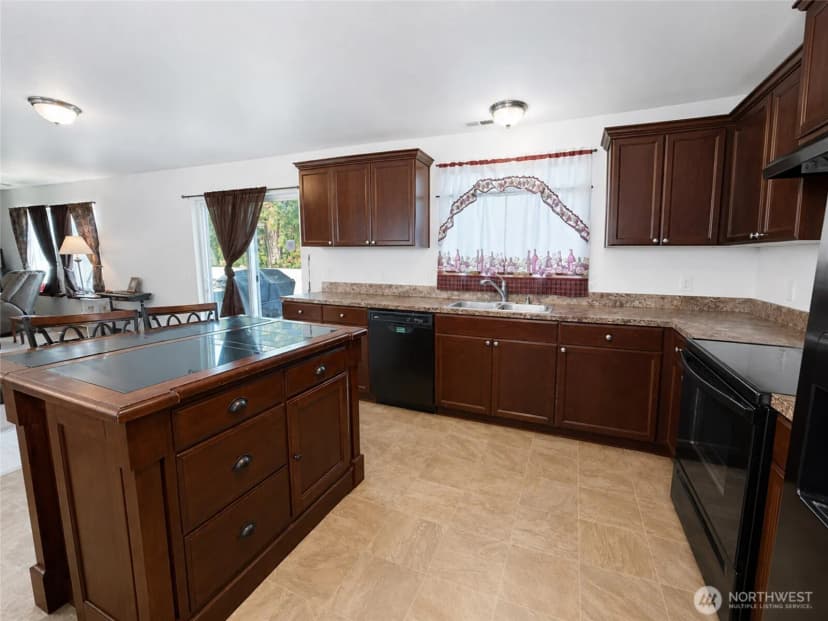 Property photo for 1249 Jones Street, Shelton photo 8