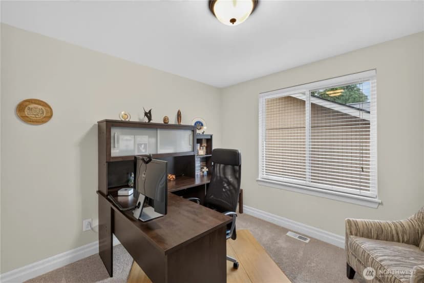 Property photo for 25528 Lake Wilderness Place Se, Maple Valley photo 26