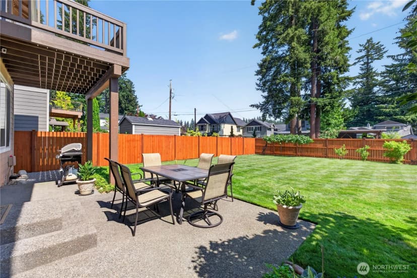 Property photo for 25528 Lake Wilderness Place Se, Maple Valley photo 31
