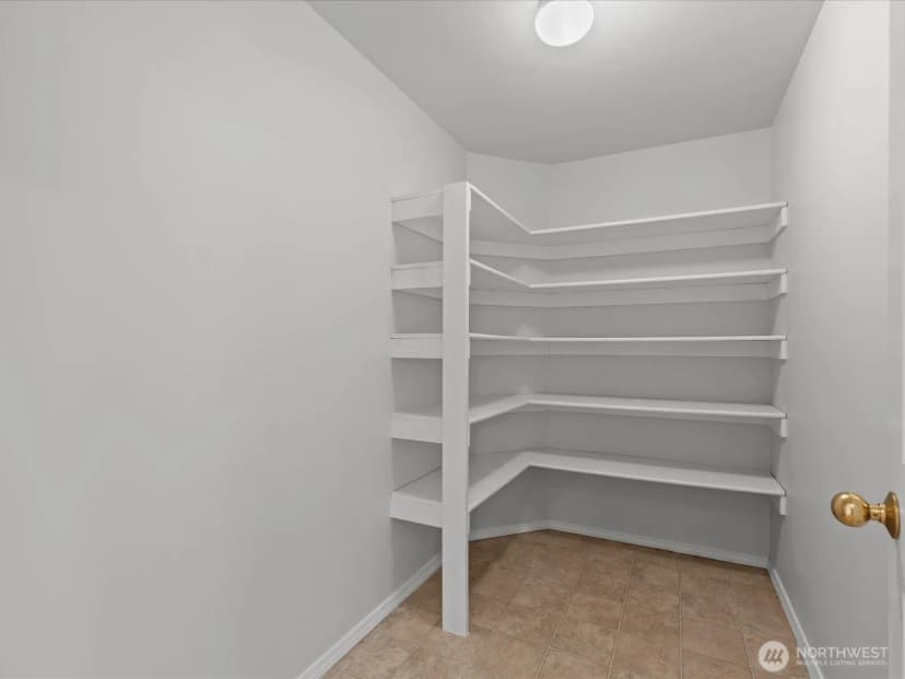 Property photo for 430 10th Street S, Kirkland photo 20
