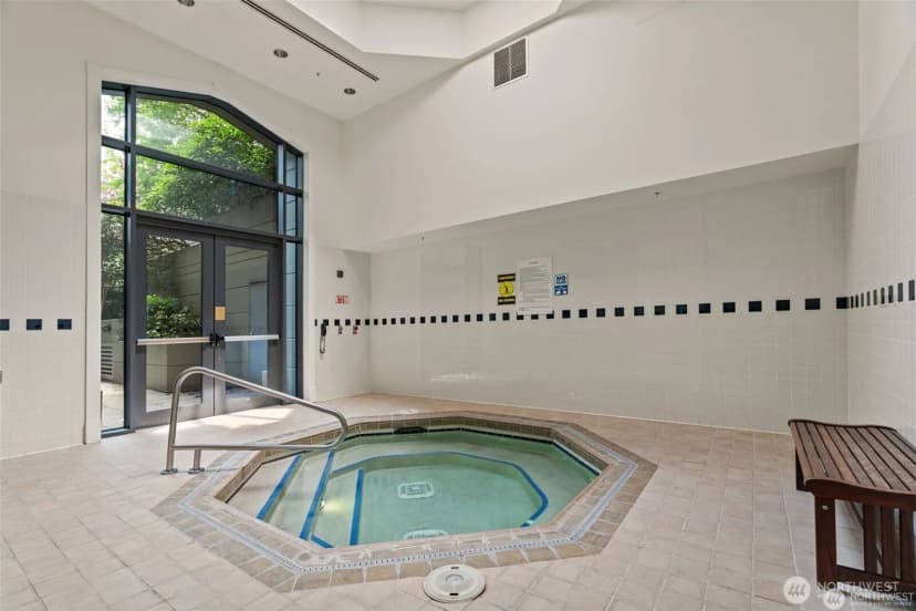 Property photo for 1420 Terry Avenue #201, Seattle photo 25