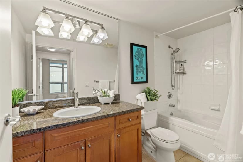 Property photo for 1420 Terry Avenue #201, Seattle photo 13