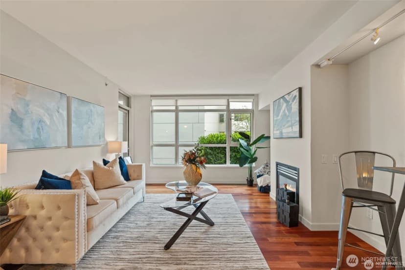 Property photo for 1420 Terry Avenue #201, Seattle photo 4
