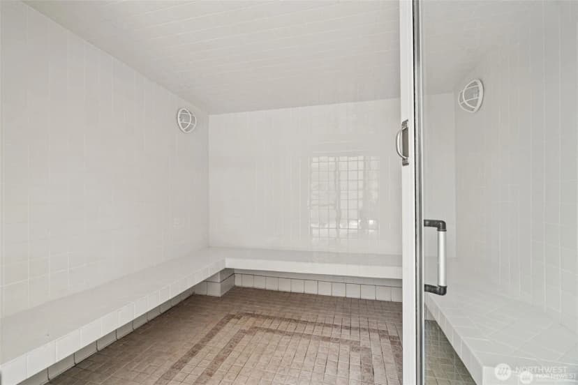 Property photo for 1420 Terry Avenue #201, Seattle photo 22