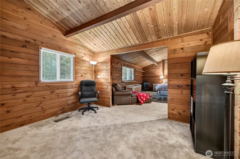 Property photo for 16805 Rainbow Lane E, Greenwater photo 15