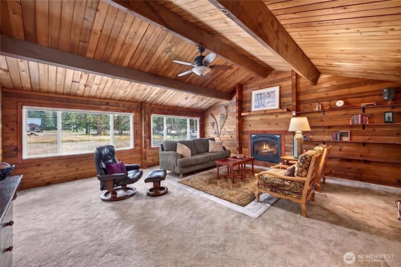 Property photo for 16805 Rainbow Lane E, Greenwater photo 5