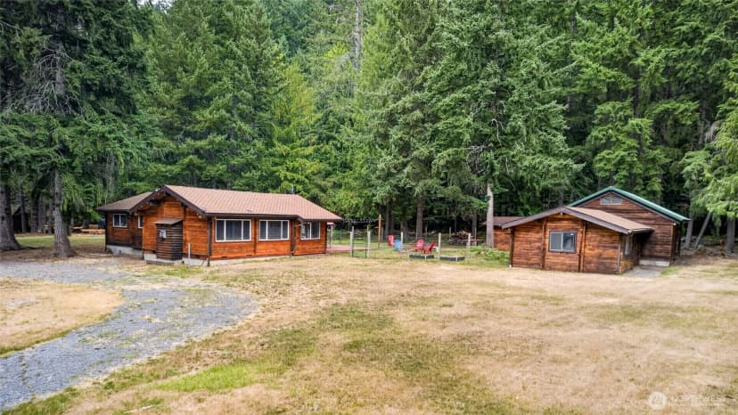 Property photo for 16805 Rainbow Lane E, Greenwater photo 3