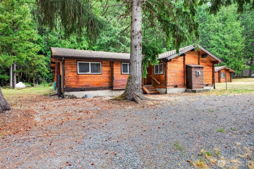 Property photo for 16805 Rainbow Lane E, Greenwater photo 33
