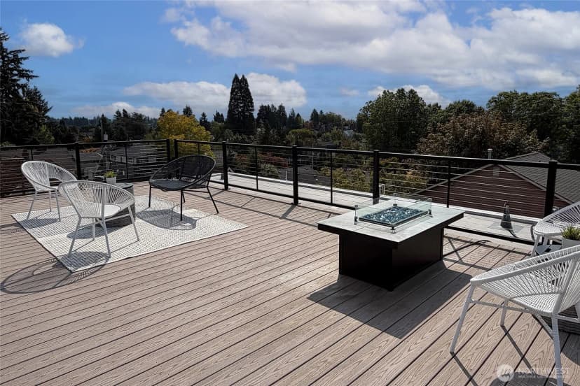Property photo for 7522 14th Avenue Ne, Seattle photo 22
