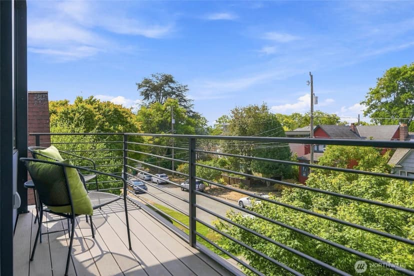 Property photo for 7522 14th Avenue Ne, Seattle photo 12