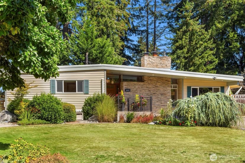 Property photo for 1015 Fir Park Lane, Fircrest photo 2