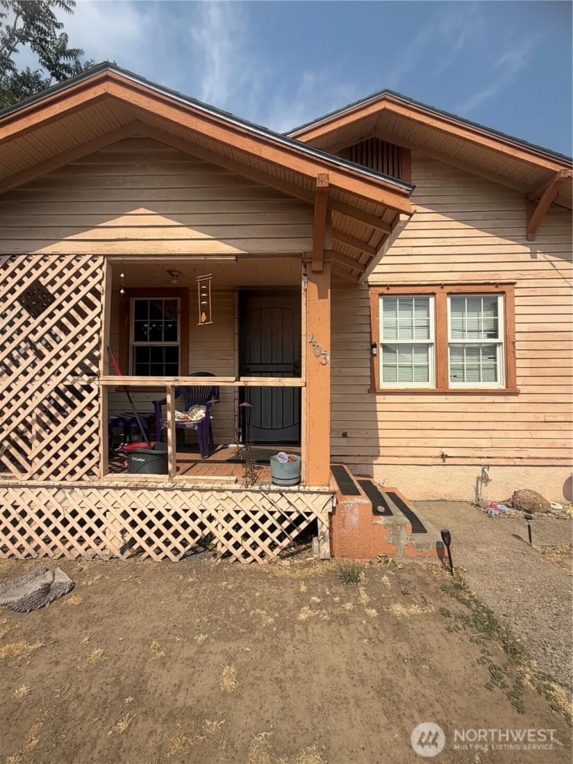 Property photo for 403 Queen Anne, Yakima photo 2