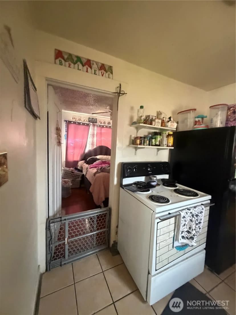 Property photo for 403 Queen Anne, Yakima photo 3