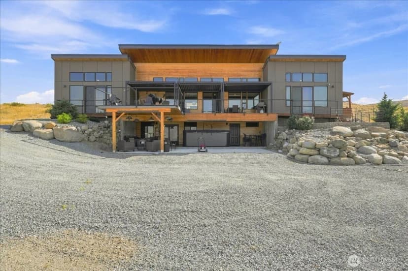 Property photo for 48 Peterson Ranch Road, Pateros photo 5