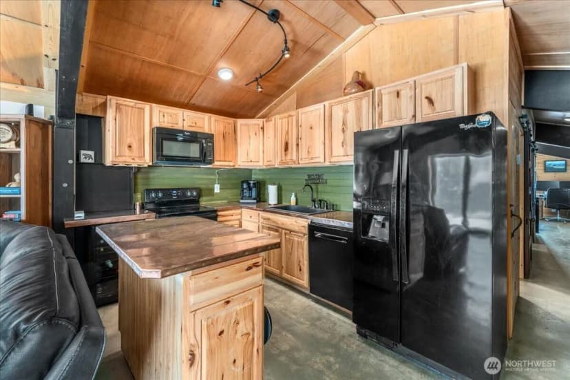 Property photo for 48 Peterson Ranch Road, Pateros photo 34