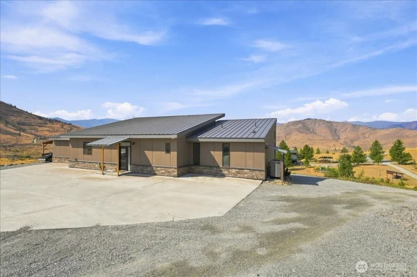 Property photo for 48 Peterson Ranch Road, Pateros photo 6