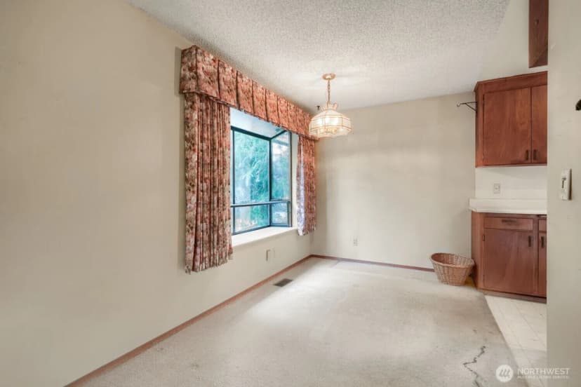 Property photo for 12524 13th Avenue Sw, Burien photo 8