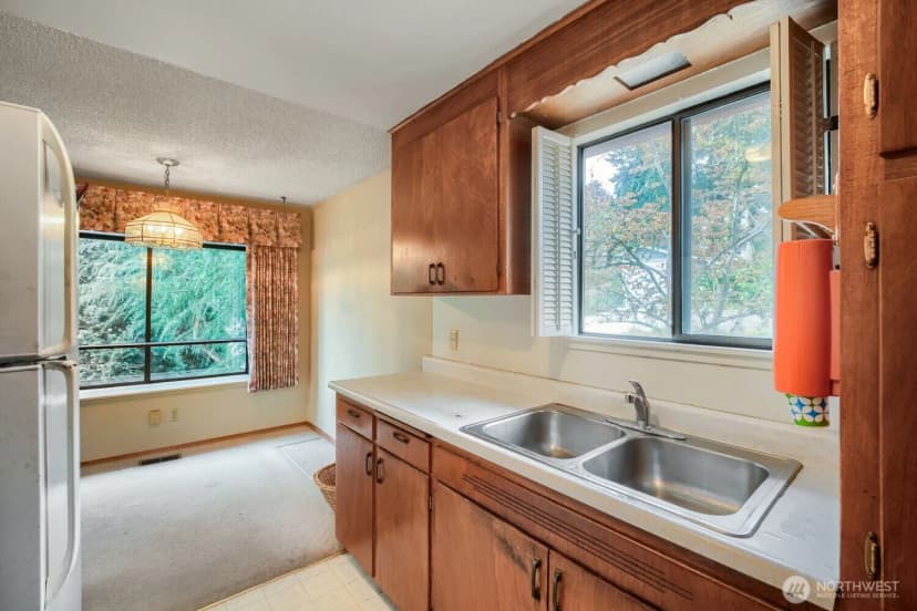 Property photo for 12524 13th Avenue Sw, Burien photo 10