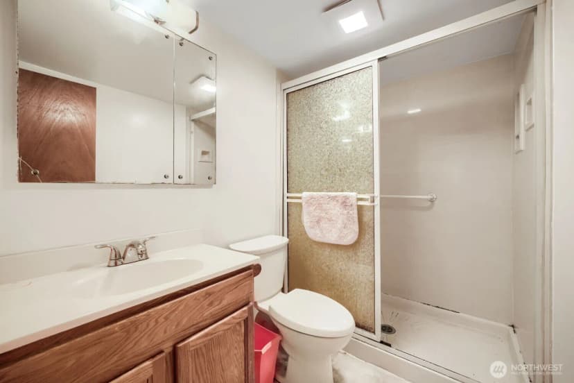 Property photo for 12524 13th Avenue Sw, Burien photo 17