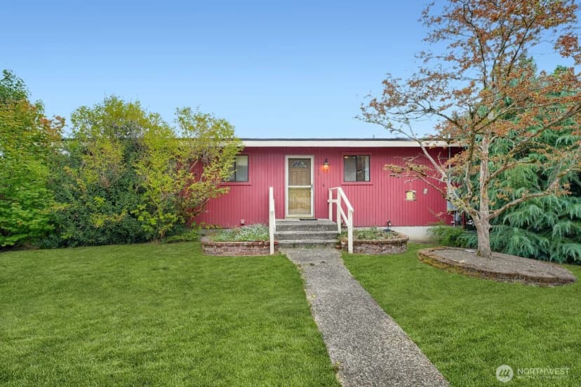 Property photo for 12524 13th Avenue Sw, Burien photo 2