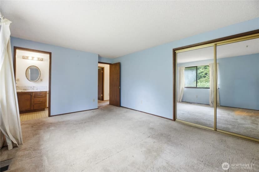 Property photo for 12703 Vernon Avenue Sw, Lakewood photo 19