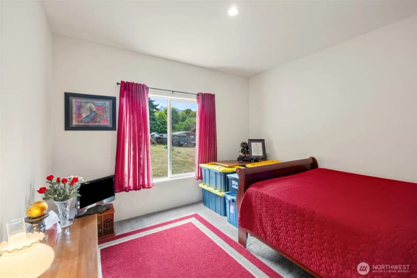 Property photo for 52 S Hemlock Lane, Port Angeles photo 18