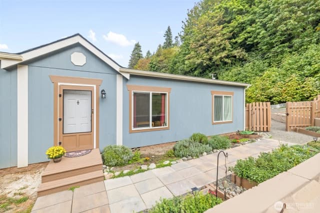 Property photo for 52 S Hemlock Lane, Port Angeles