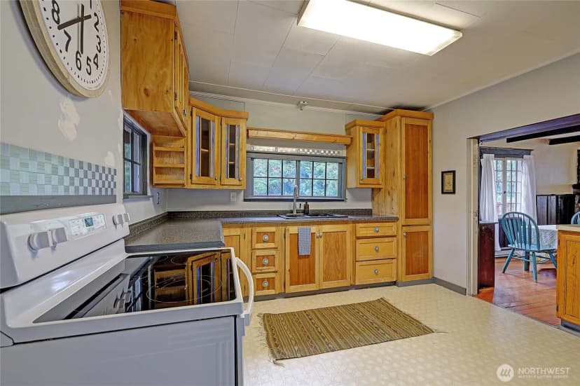 Property photo for 17932 Marine Drive, Stanwood photo 12