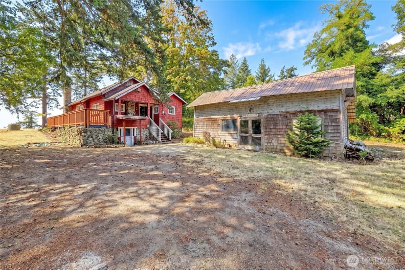 Property photo for 17932 Marine Drive, Stanwood photo 6