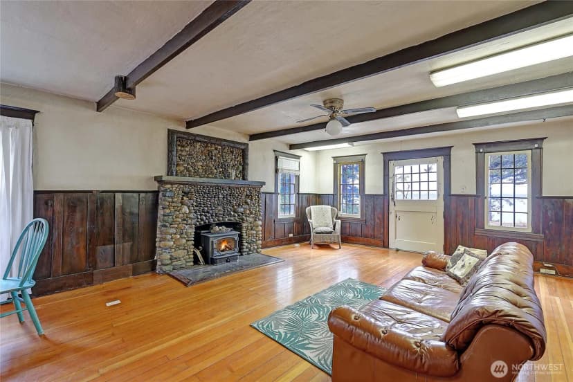 Property photo for 17932 Marine Drive, Stanwood photo 15