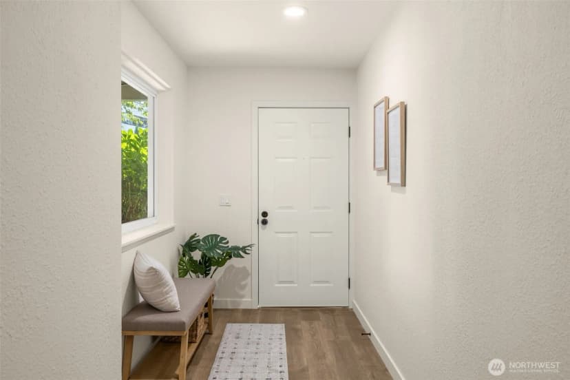 Property photo for 9715 Ne Juanita Drive #b107, Kirkland photo 3