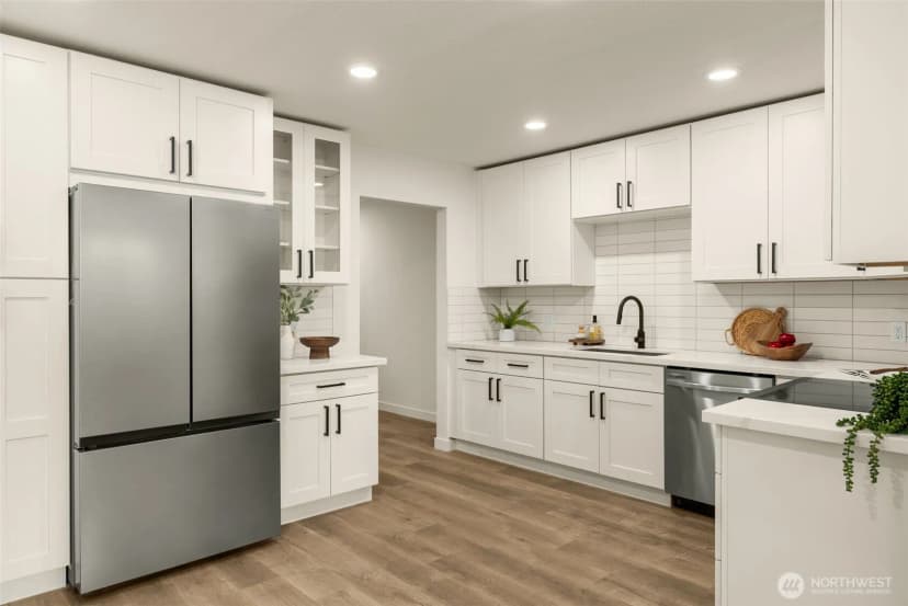 Property photo for 9715 Ne Juanita Drive #b107, Kirkland photo 4