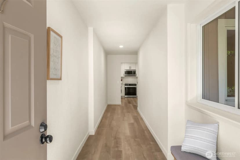 Property photo for 9715 Ne Juanita Drive #b107, Kirkland photo 2