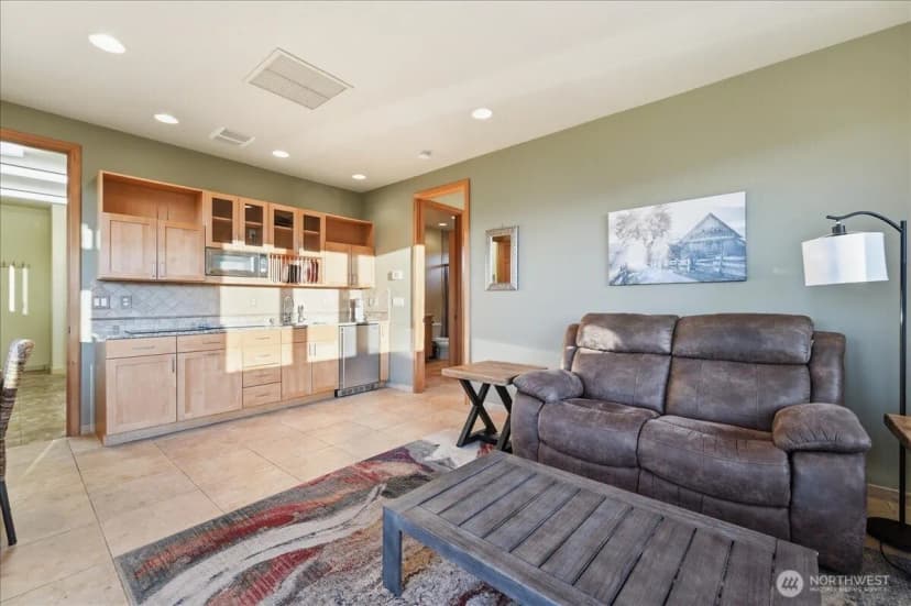 Property photo for 825 Hawks Meadow Road, Chelan photo 30