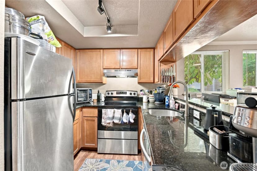 Property photo for 12024 100th Avenue Ne #p101, Kirkland photo 9