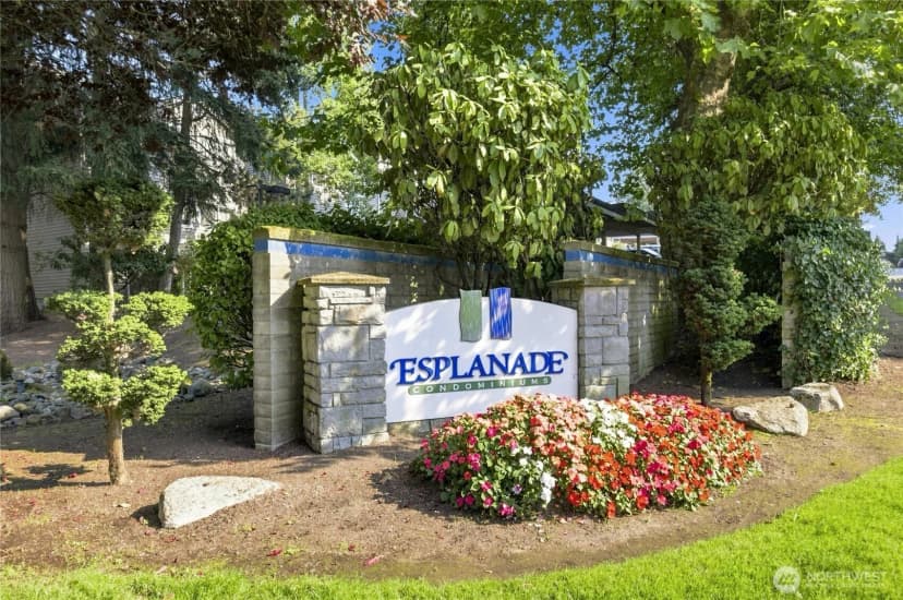Property photo for 12024 100th Avenue Ne #p101, Kirkland photo 19