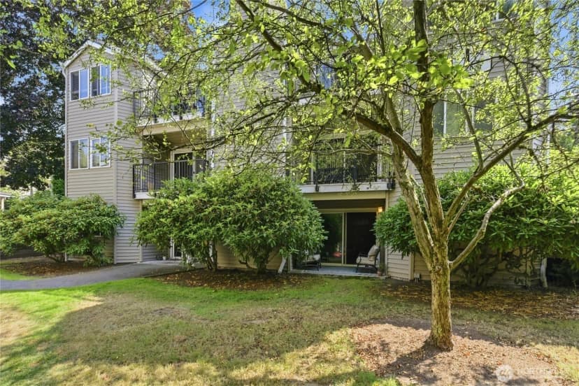 Property photo for 12024 100th Avenue Ne #p101, Kirkland photo 24