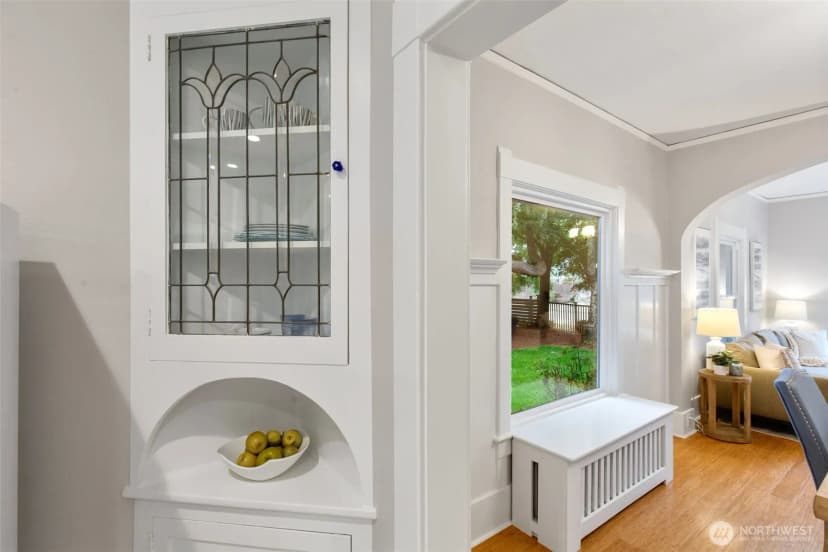 Property photo for 313 Ne 76th Street, Seattle photo 12