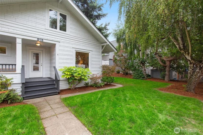 Property photo for 313 Ne 76th Street, Seattle photo 4