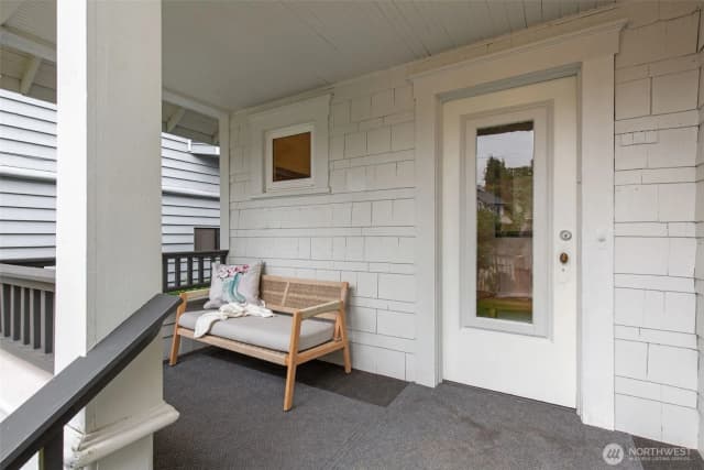 Property photo for 313 Ne 76th Street, Seattle photo 5