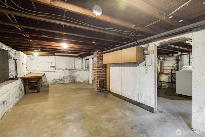 Property photo for 313 Ne 76th Street, Seattle photo 30