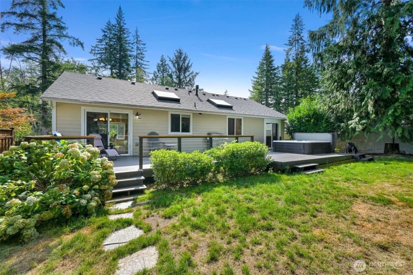 Property photo for 333 Lakeside Drive, Sedro Woolley photo 32