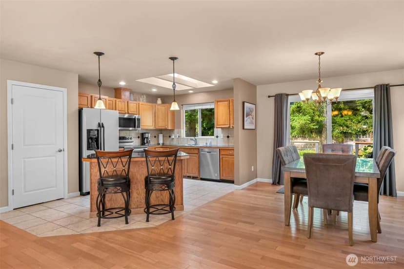 Property photo for 333 Lakeside Drive, Sedro Woolley photo 7