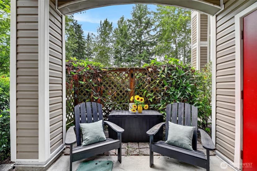 Property photo for 10709 Valley View Road #c103, Bothell photo 4