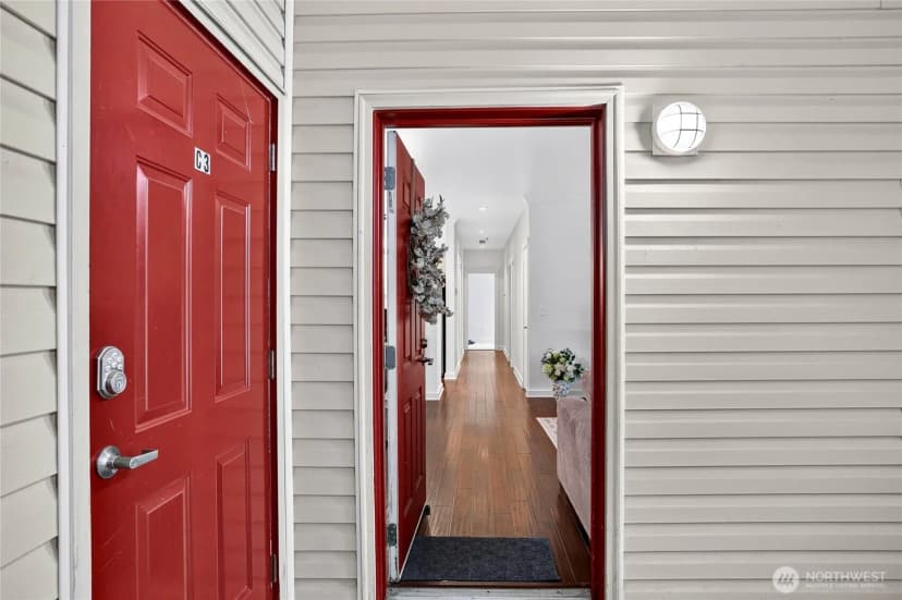 Property photo for 10709 Valley View Road #c103, Bothell photo 22