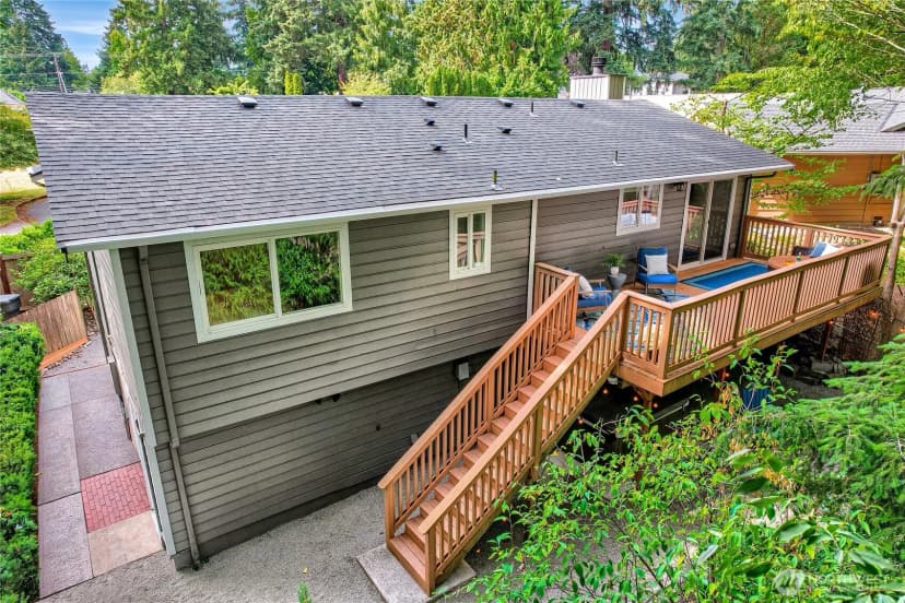 Property photo for 13832 125th Avenue Ne, Kirkland photo 26