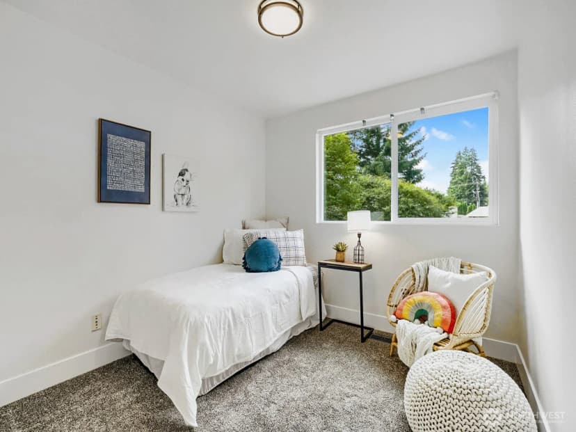 Property photo for 13832 125th Avenue Ne, Kirkland photo 19